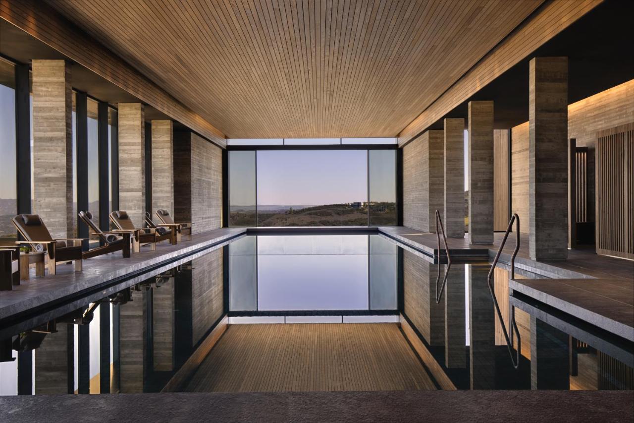 Minthis Resort Tsadha Eksteriør bilde The spa at The Lodge at Blue Sky