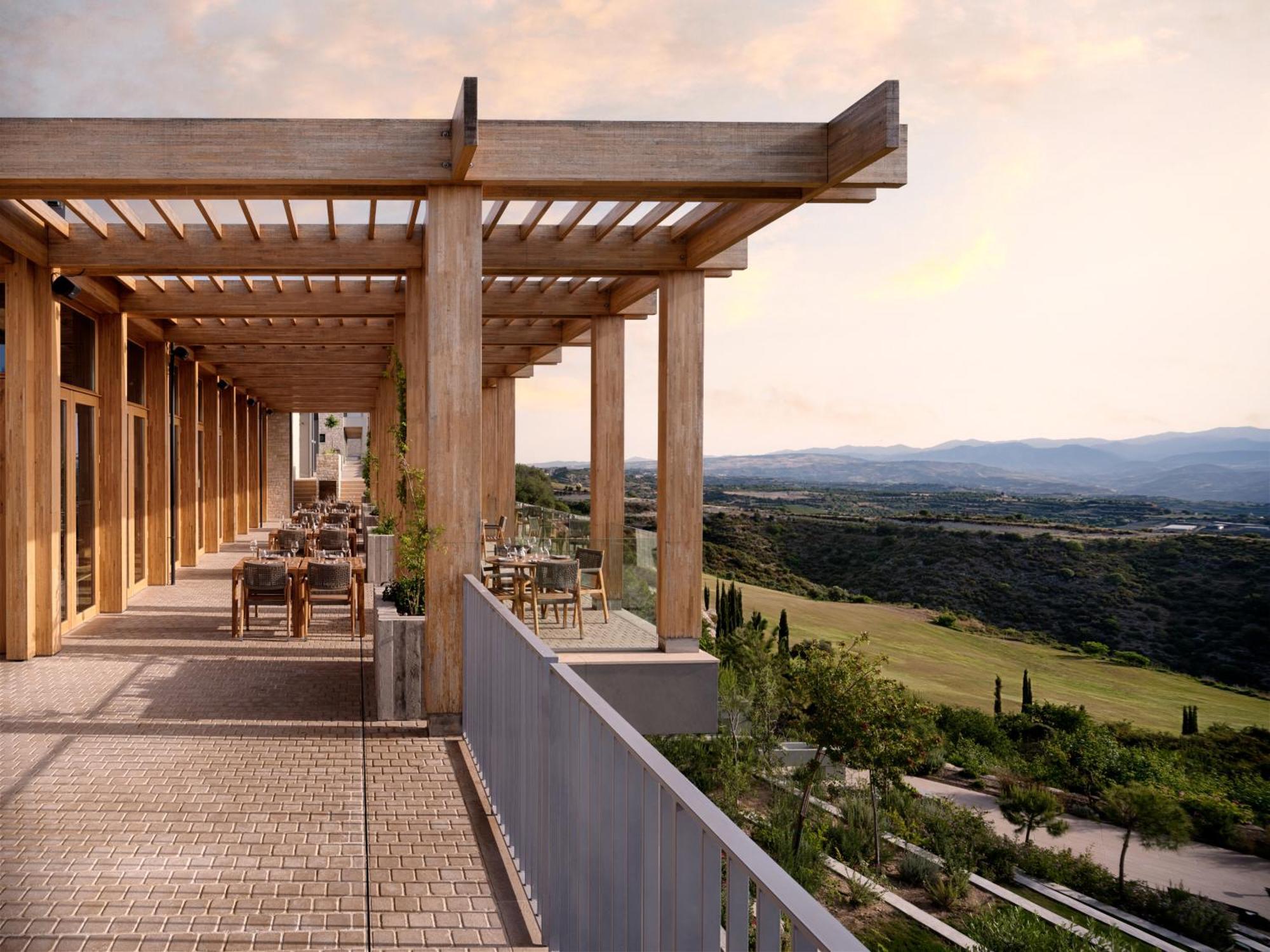 Minthis Resort Tsadha Eksteriør bilde Pergola at the Four Seasons Hotel, Athens