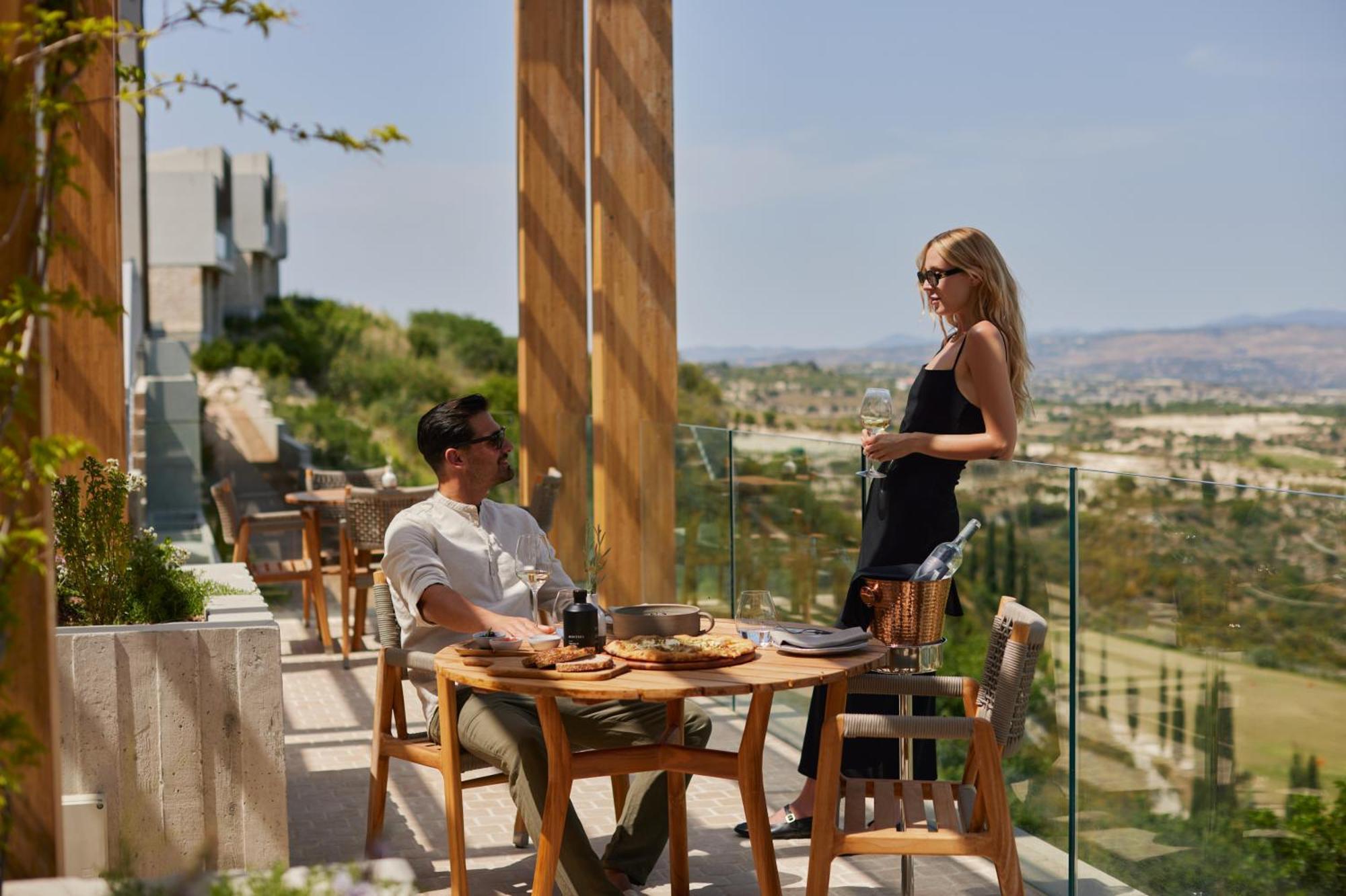 Minthis Resort Tsadha Eksteriør bilde The View